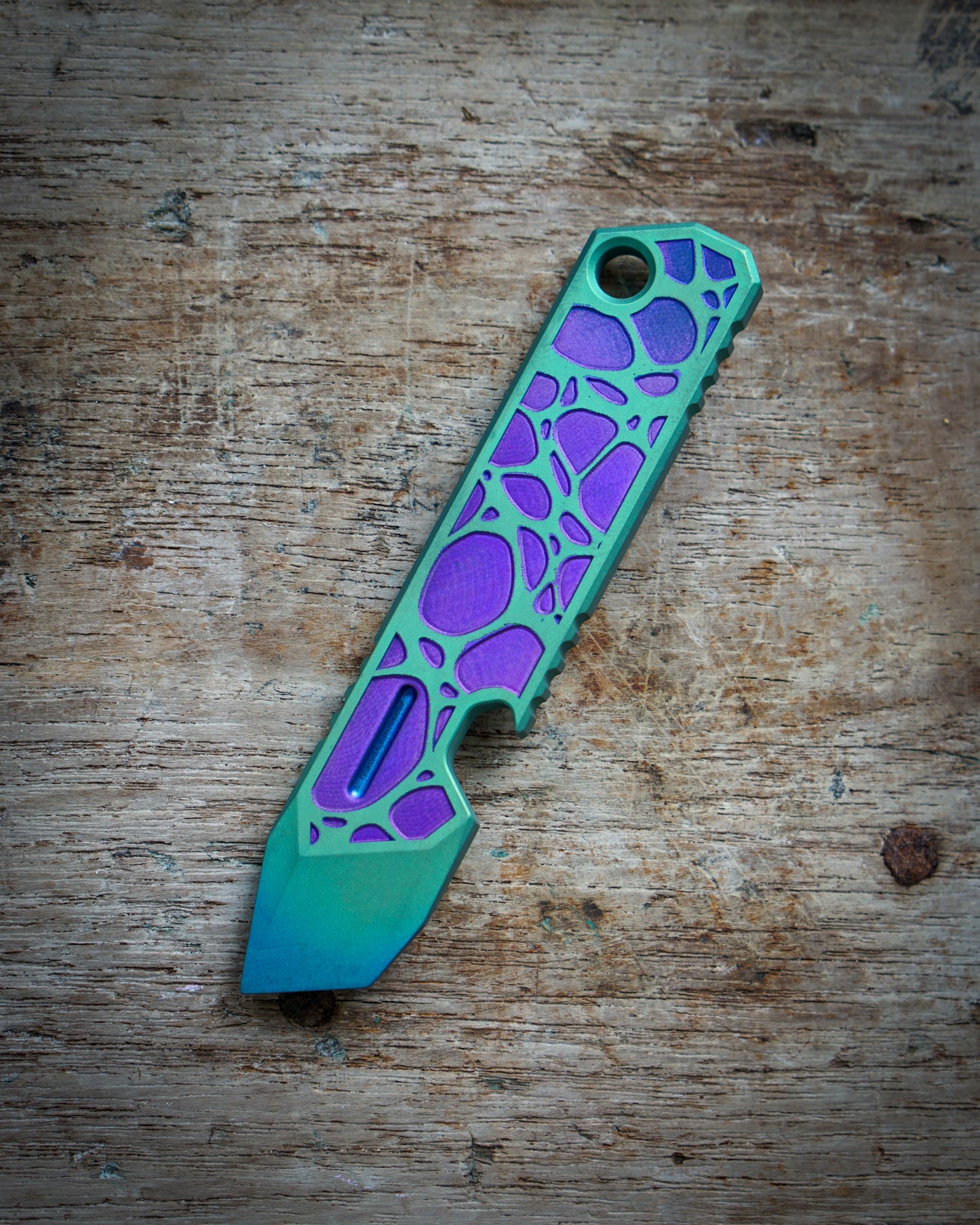 Kronos V2 Titanium Prybar Tool - BioMesh Edition