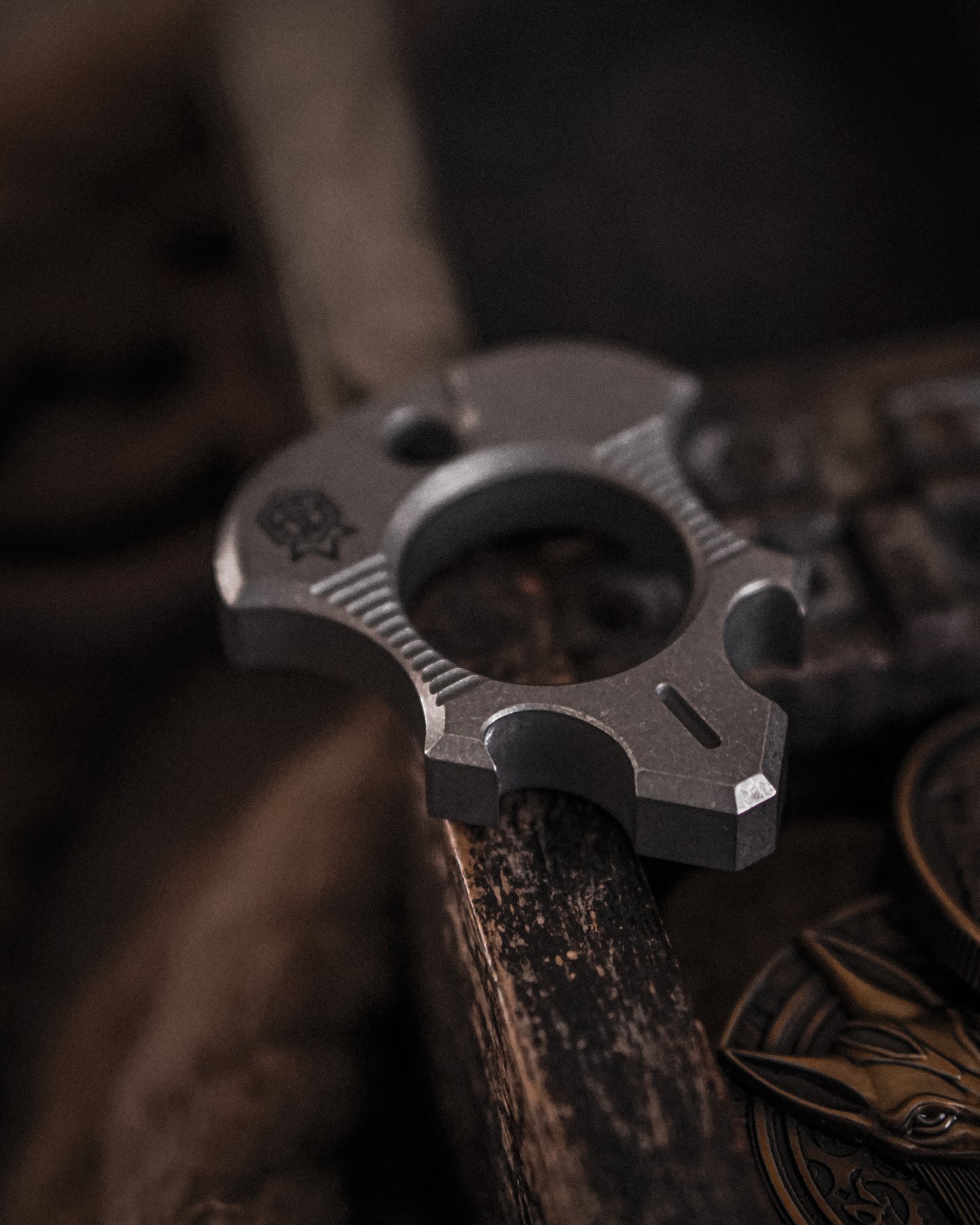 Titanium Sphinx Tool