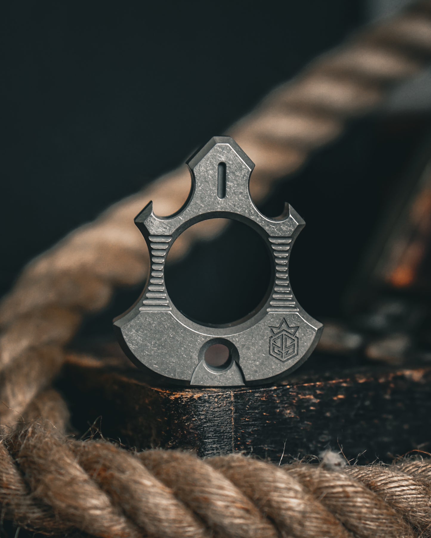 Titanium Sphinx Tool