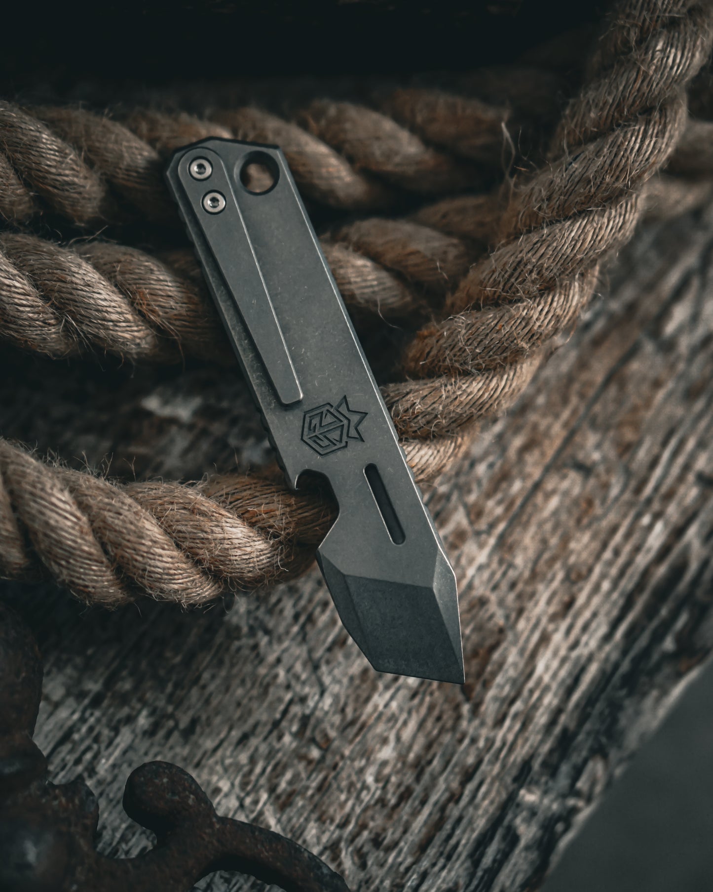 Kronos V2 Titanium Prybar Tool - Revhead Edition