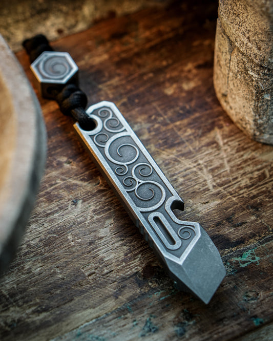Kronos V2 Titanium Prybar Tool - Elden Edition